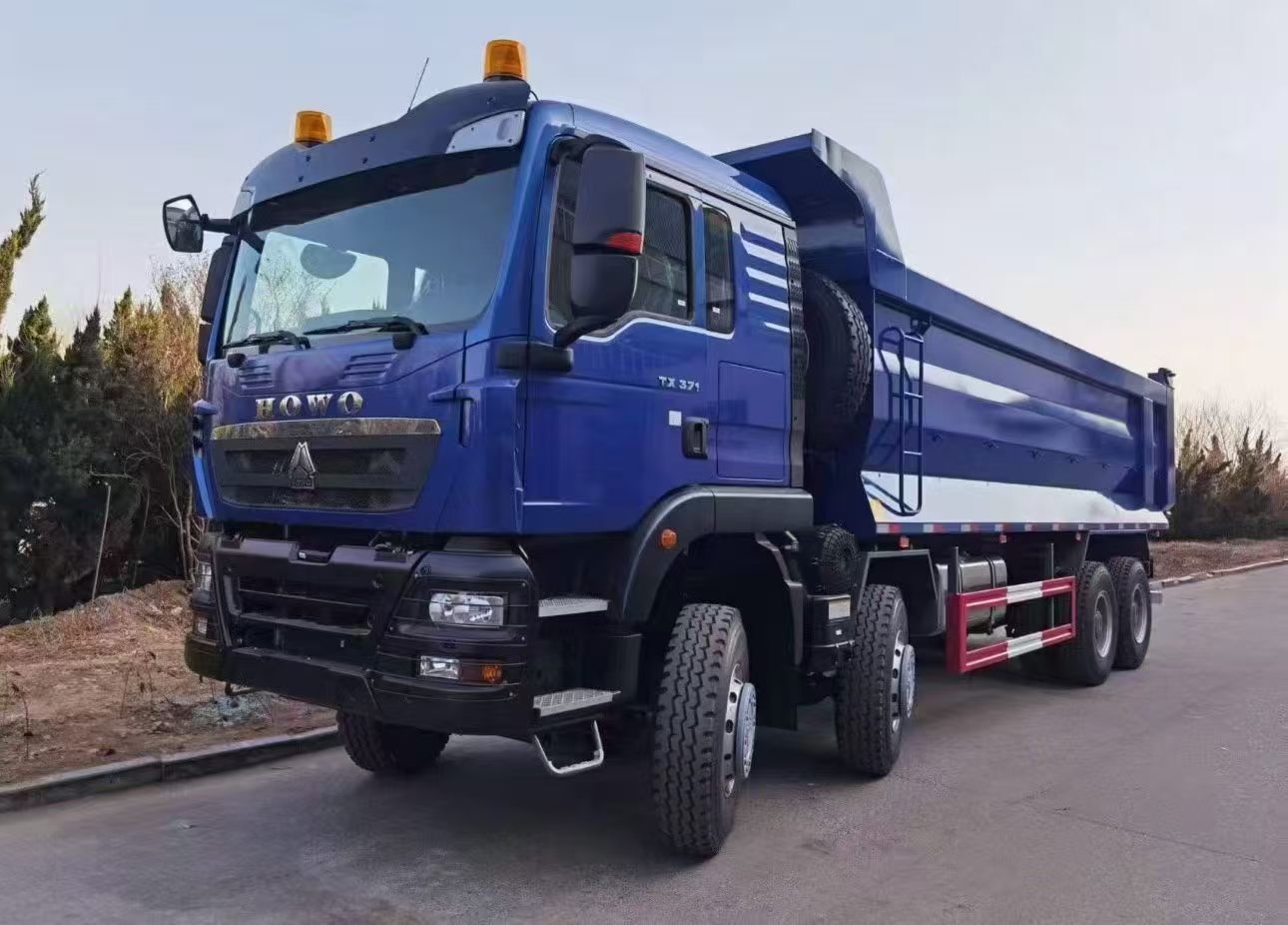 Trucks & heavy vehicles